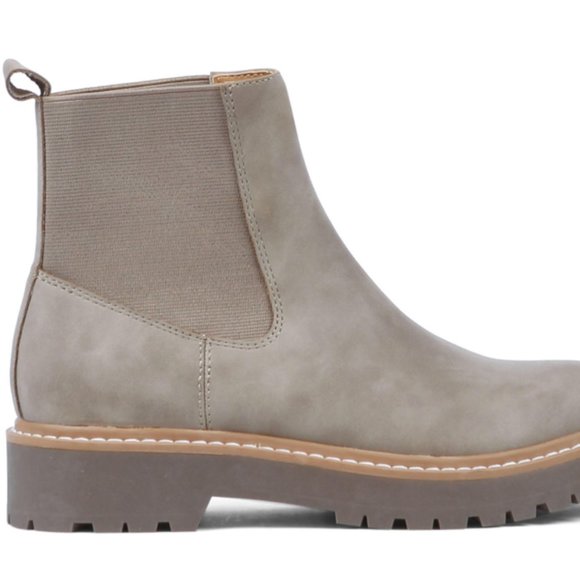 DV by Dolce Vita Shoes - DV by Dolce Vita Lobera Chelsea BootTaupe